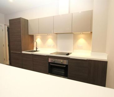 Studio to rent - Photo 6