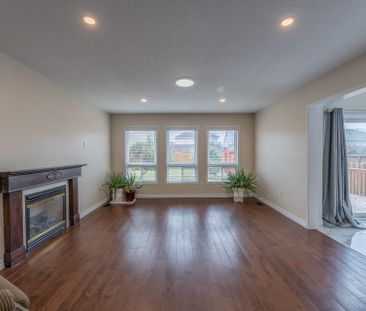 For Lease - 102 Hunter Way, Brantford, Ontario - Photo 4