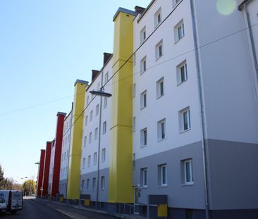 UNBEFRISTETE Wohnung in ausgezeichneter Lage wartet auf neue Mieter! - Photo 1