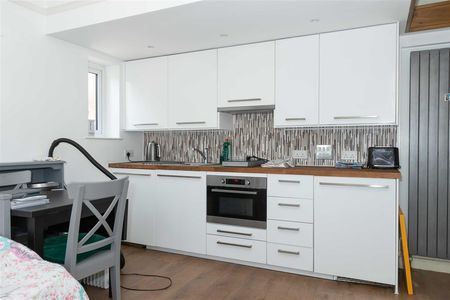 Richmond Road, Worthing - Photo 3