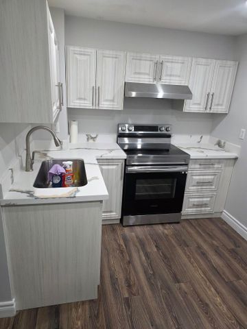 For Lease - 4 Tansley Crescent, Ajax, Ontario - Photo 5