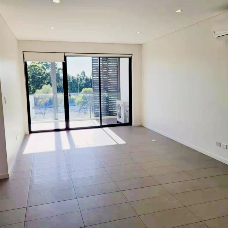 2Bedrooms, 2Bathrooms - Photo 1