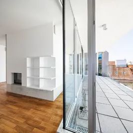 Luxus Dachgeschosswohnung in Bester Lage - Photo 2