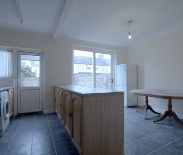 4 Bed Semi-Detached House, Foxley Road, CR7 - Photo 1