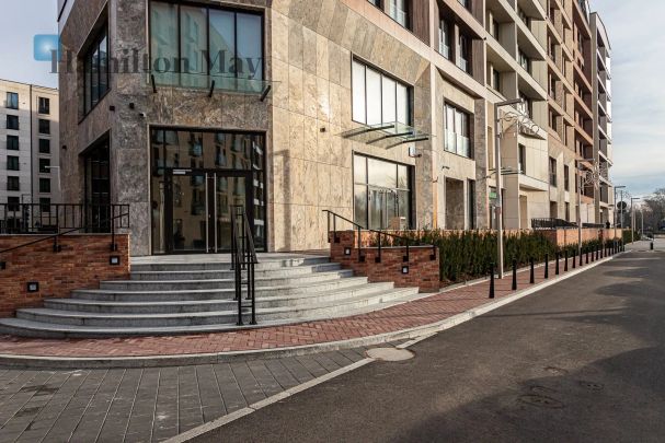 Przestronny, nowoczesny trzypokojowy apartament przy ul. Sierakowskiego w nowej inwestycji Port Praski - Photo 1