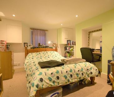 5 bedroom semi-detached house to rent - Photo 3