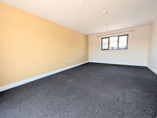 2 bedroom barn conversion to rent - Photo 1