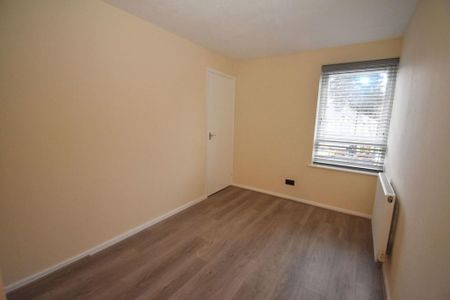 2 bedroom maisonette to rent - Photo 5