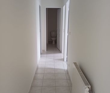 Location Appartement 3 pièces 74m² - Photo 1