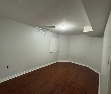 For Lease - 100 Fiddleneck Crescent, Brampton, Ontario - Photo 2