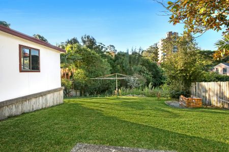 74 Rowland Avenue, Wollongong - Photo 3