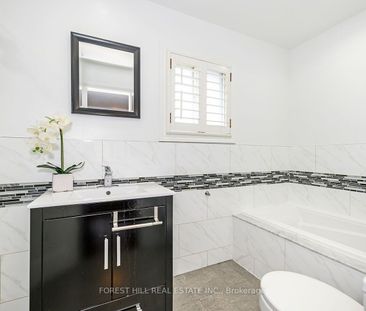 For Lease - 1575 Samuelson Circle, Mississauga, Ontario - Photo 2