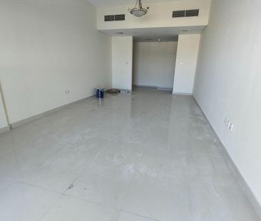 2 BR Apartment in Nadd Al Hammar with Pool & Gym - Photo 6