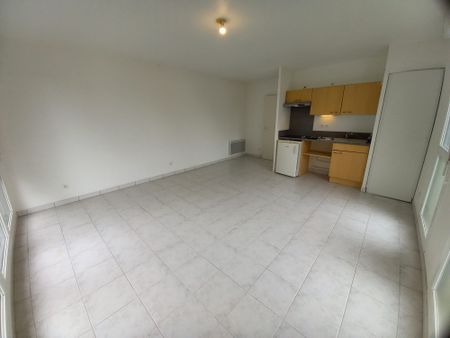 Location Appartement 1 pièce 34m² ST LO 50000 - Photo 2