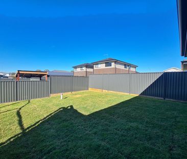 98 Contour Road, 2179, Austral Nsw - Photo 1