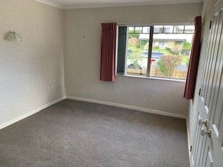 Very Tidy With Water Views - Welcome Bay - Photo 4
