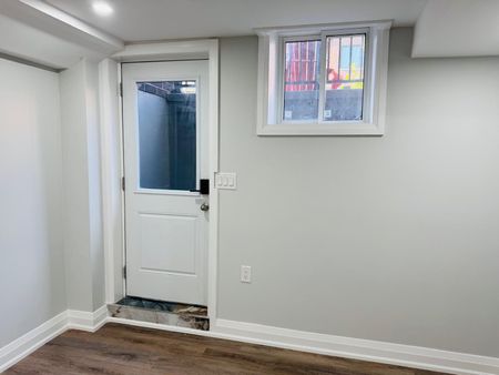 For Lease - 16 Walter Clifford Nesbitt Drive, Whitby, Ontario - Photo 5