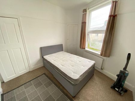 3 bedroom house to rent - Photo 3