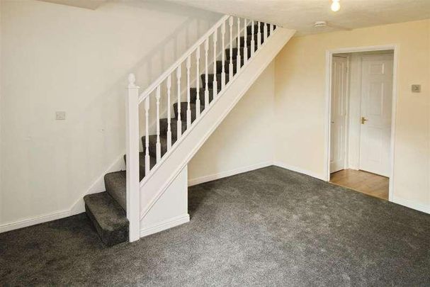 Dewfield Close, Bierley, Bradford, BD4 - Photo 1