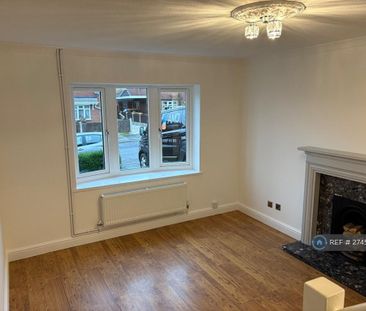 2 bedroom semi-detached house to rent - Photo 2