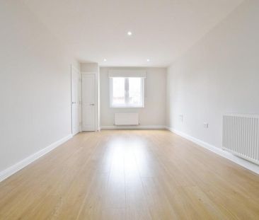 Chalvey Road East, Slough, Berkshire,SL1 - Photo 5