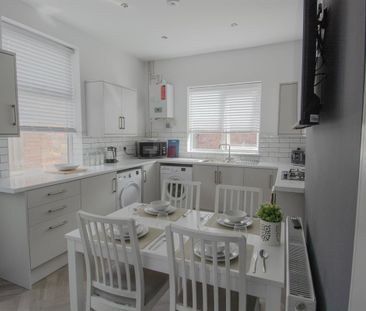 Room 6, West Street, Crewe, CW1 - Photo 4