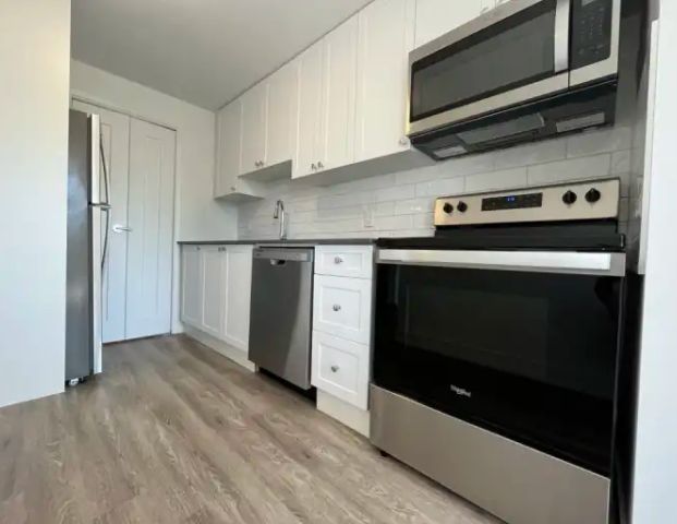 139 Christopher Drive, 205 Champlain Blvd, 215 Champlain Blvd | 139 Christopher Drive, Cambridge - Photo 1