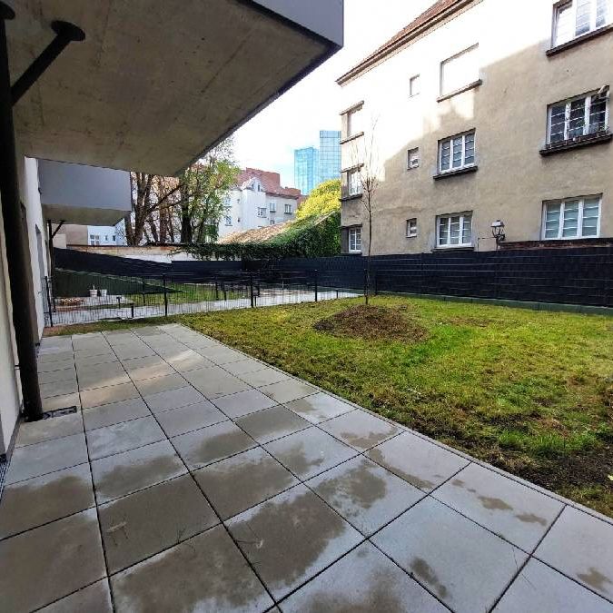 Zuhause mit Privatgarten! - Foto 1