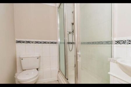 1 Bed Flat, South Western House, SO14 - Photo 2