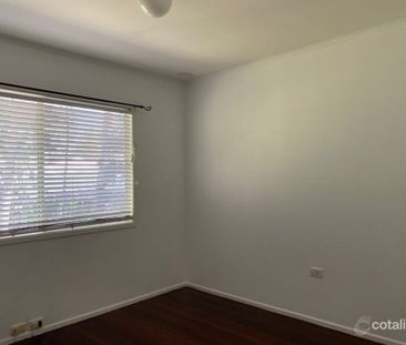 Charming Beach Shack-Style Home in Bucasia - Photo 3