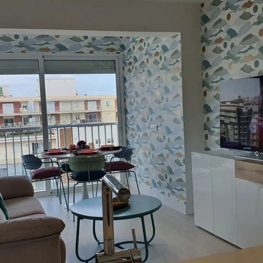 Apartamento de alquiler en Passeig Marítim de Neptú, Playa de Gandia - Photo 1