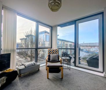 Marina Villas, Marina, Swansea, SA1 1FZ - Photo 2