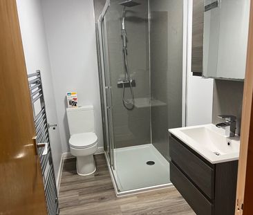 2 Bed Flat, E, AB11 - Photo 6