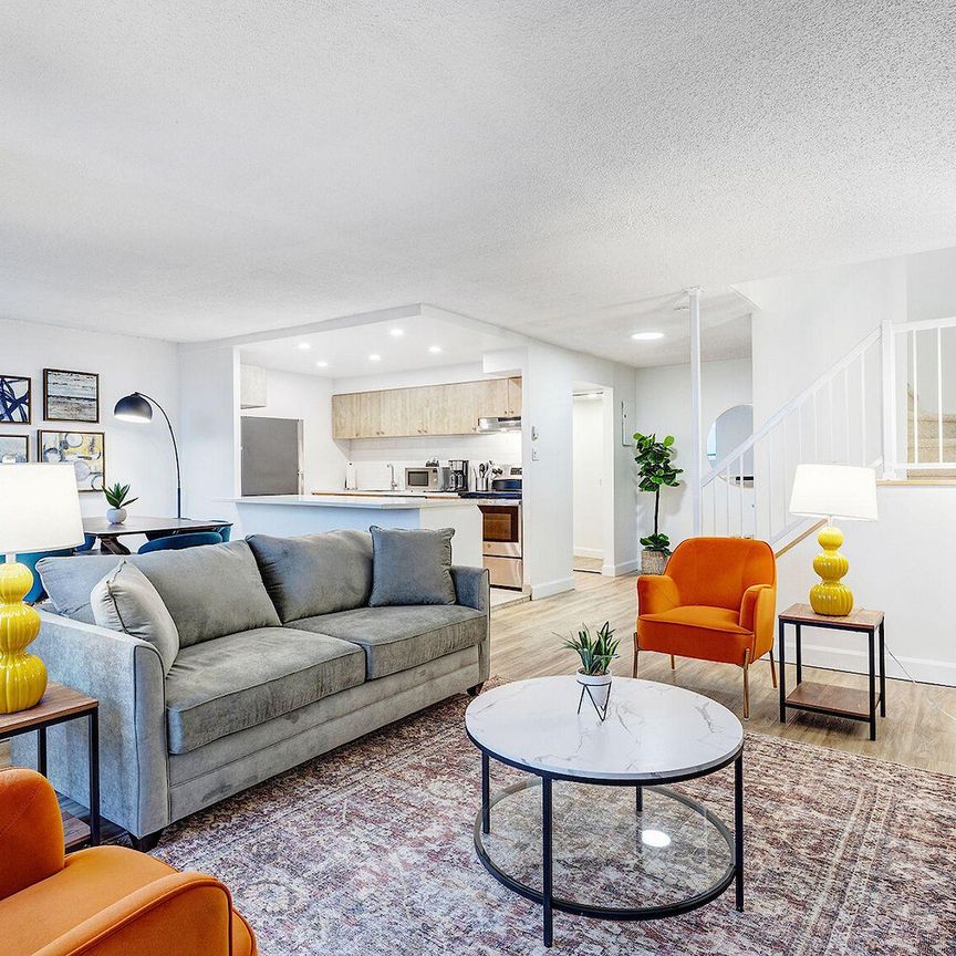 Exclusive Living in the Heart of Montreal - Photo 1