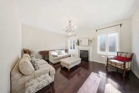 For Lease - 426 Hidden Trail, Oakville, Ontario - Photo 2