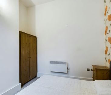 Apartment to rent on - Photo 2