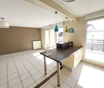 Location appartement 4 pièces - 87m² à La verpillière (38290) - Photo 2
