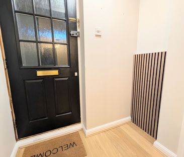 Newly Decorated 1 Bed Maisonette - Photo 5