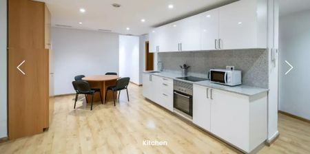 Carrer de Troia, Valencia, Valencian Community 46007 - Photo 3