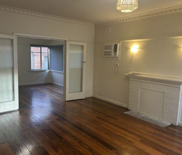 Charming and Spacious Home for Rent - Photo 2