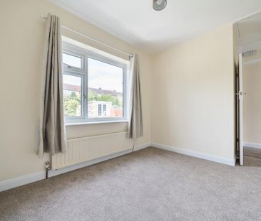 2 bedroom semi-detached house to rent - Photo 5