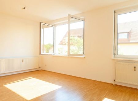 CITY PARK sonnige, sanierte 2ZI mit Allgemeingarten - Photo 2