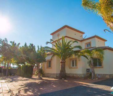 MORAIRA villa for rent with 4 bedroom garden and private pool - Photo 3