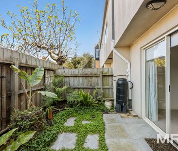 16 Jones Street, Brunswick - Photo 1