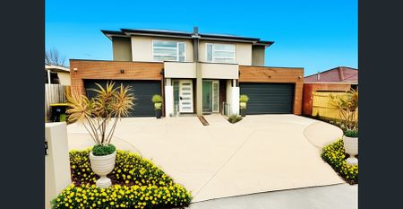 BRAND NEW – Fully Furnished Rooms with Private Bathrooms - Photo 2