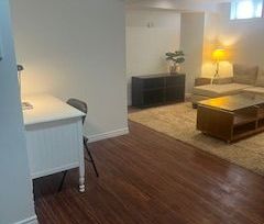 For Lease - 3695 Loyalist Drive Unit# (Basement), Mississauga, Ontario - Photo 1