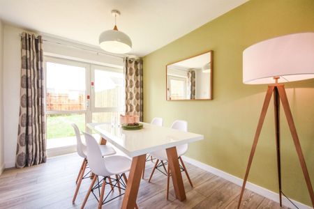 Olive Close - Photo 5