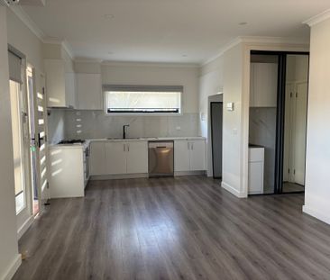 Townhouse in Dallas - Photo 6