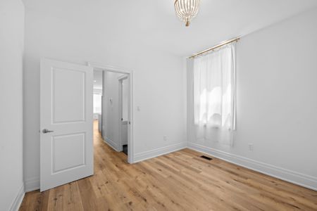 For Lease - 153 Bay Street Unit# #A, Hamilton, Ontario - Photo 4