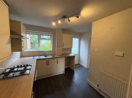 Varsity Way, Locking, Weston Super Mare - Photo 2